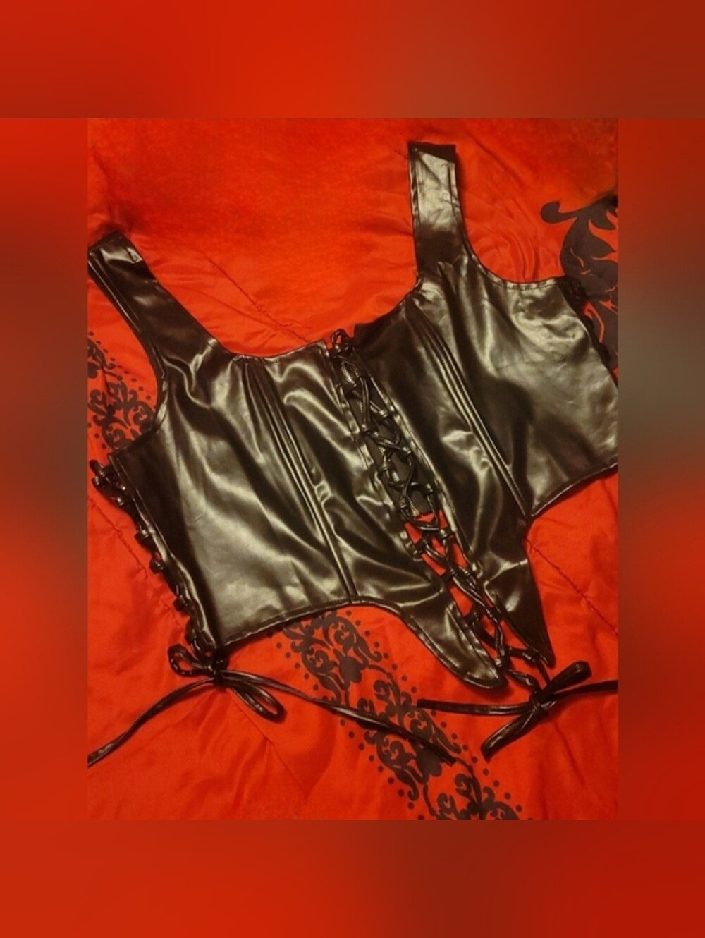Fashion Nova true to you blk faux leather tie front sides crop top corset 1X NWT - Picture 10 of 17